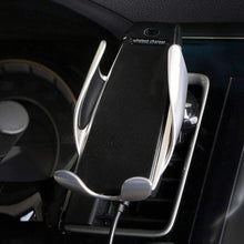 Load image into Gallery viewer, Automatic Clamping Wireless Car Mount Charger